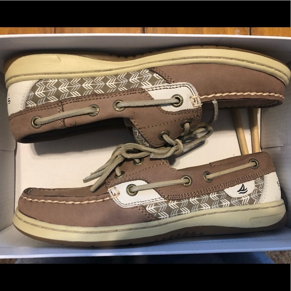 Women’s Size 6 Sperry Boat Shoes - Picture 1 of 4